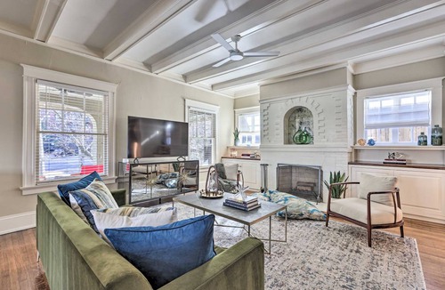 Crestline Heights House | 278 m² House ∙ 3 bedrooms ∙ 10 guests