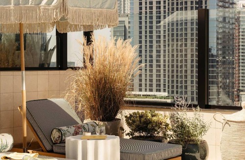 Downtown Los Angeles Hotel | 28 m² Hotel ∙ 127 guests