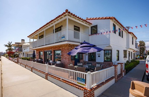 Balboa Island House | 295 m² House ∙ 5 bedrooms ∙ 12 guests