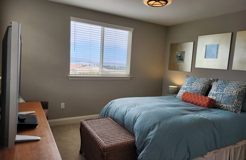 Callender House | 2BDRM 2-1/2 BTH w/foothill view includes 2 Monarch Club memberships during stay.