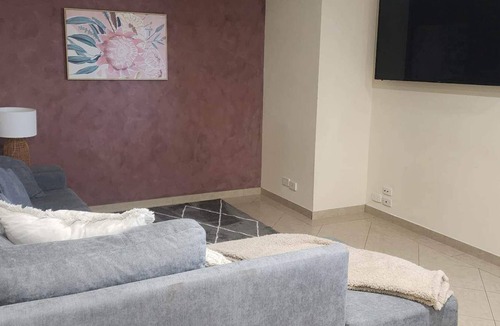 Shepparton South House | 2BR unit close to shepparton CBD