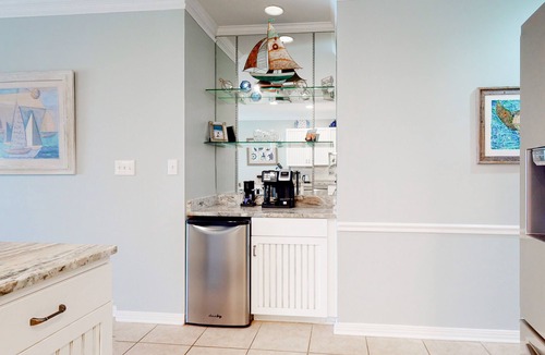 Orange Beach East Condo | 2nd-floor Gulf front condo w/private balcony, views, on-site outdoor pool, grill