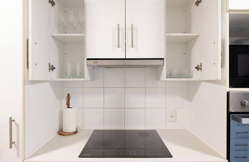 Acacia Ridge Apartment | 3 Bdr apt! Aircon! Espresso! Restaurants! 12BS3