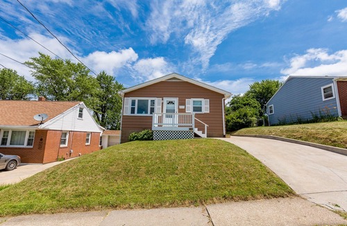 Erie House | 3 bedroom ERIE-sistable home!