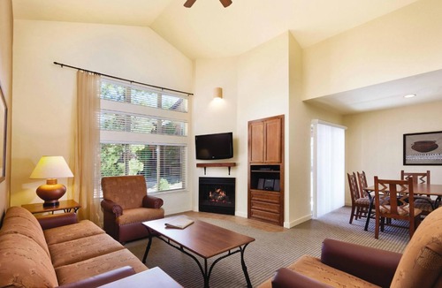 Round Hill Village Resort | 3-bedroom resort in beautiful Zephyr Cove with WiFi, fitness room