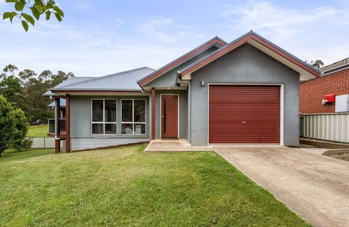 Bright House | 3 Peaks Rise - BRIGHT