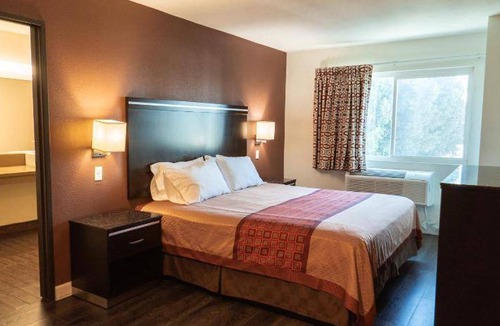 Maywood Hotel | 33 m² Motel ∙ 4 guests