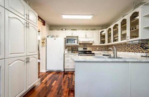 Dartmouth Bed & Breakfast | 39 m² Bed and breakfast ∙ 1 bedroom ∙ 2 guests