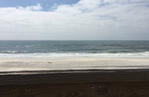 Gulf Shores Cottage | 3BR Duplex ON The Beach, Sleeps 11 Comfortably