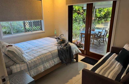 Alexandra Hills House | 3BR Nature Retreat | Firepit + Koala Reserve