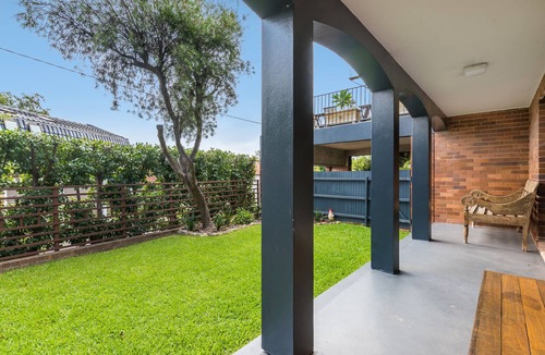 Vaucluse House | 4 bedroom 3 bathroom home in Vaucluse with stunning harbour views