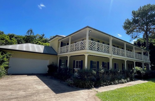 Highvale House | 4 Bedroom family size Homestead with pool