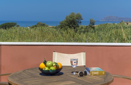 Maleme Villa | 4 Villas Complex ,200m From The Beach, Sleeps 24, Pool,View,Daphnis Villas