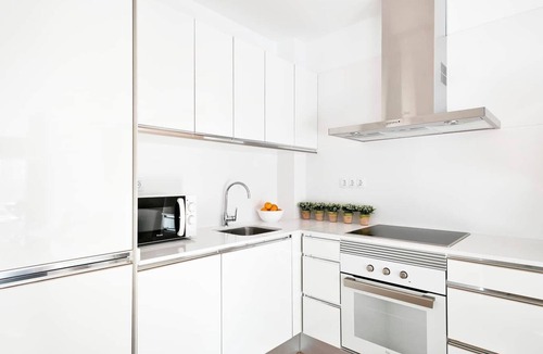 Poblenou Apartment | 405 - 3BR Apartment with balcony @ Vila Olimpica