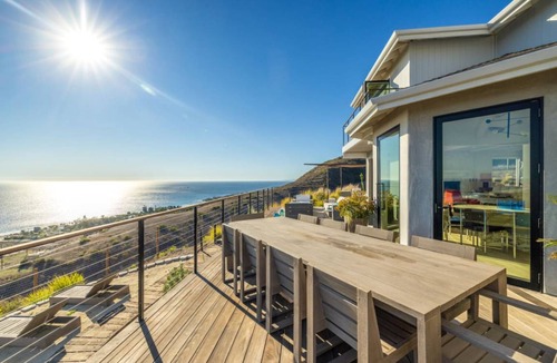 Western Malibu House | 409 m² House ∙ 4 bedrooms ∙ 8 guests