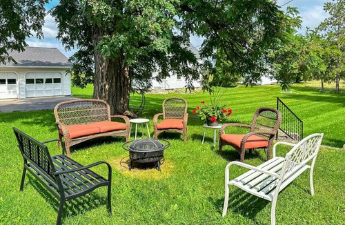 Town of Benton House | 423 m² House ∙ 6 bedrooms ∙ 16 guests
