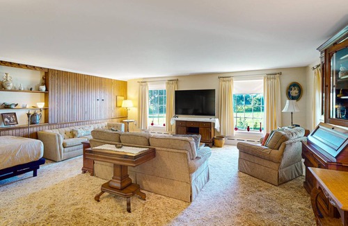 Town of Benton House | 423 m² House ∙ 6 bedrooms ∙ 16 guests