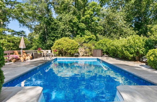 Asheville House | 434 m² House ∙ 5 bedrooms ∙ 12 guests