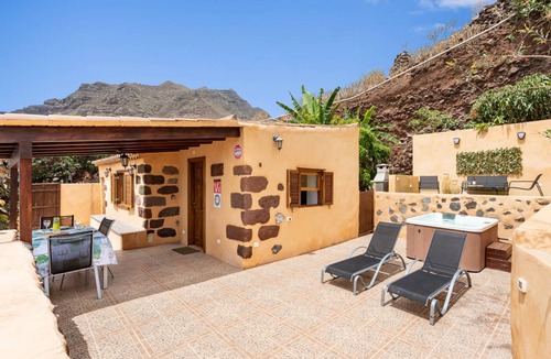 Santa Cruz de Tenerife House | 45 m² House ∙ 1 bedroom ∙ 3 guests