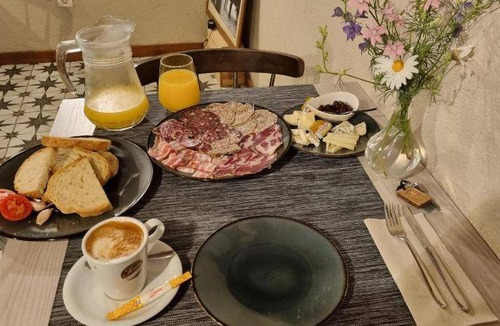 Capmany Hotel | 45 m² Hotel ∙ 4 guests