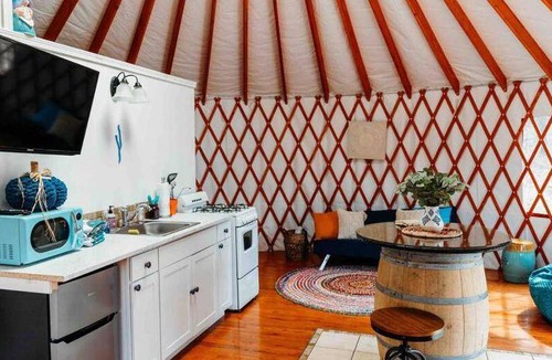 Penn Yan House | 452 m² House ∙ 1 bedroom ∙ 4 guests