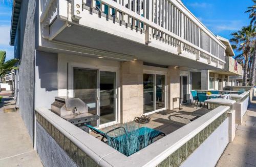 Santa Ana Heights House | 4912 Seashore A Lower