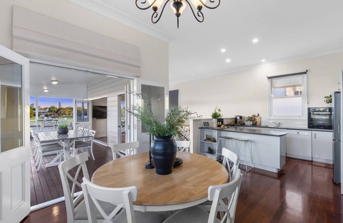 Windsor House | 5 Bdrm, Parkside, Great deck, Zone One, heated plunge pool. Walk to everything.