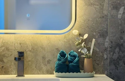 Sunnybank House | 5 mins' Walk to Sunnybank Market Square|2B2B luxe retreat