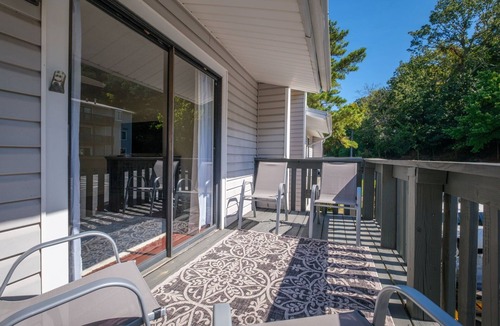 Crestline Heights Apartment | 5 Star Luxury Living in Homewood Minutes from Samford!