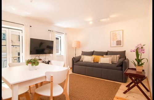 Santa Engracia Apartment | 57 m² Apartment ∙ 1 bedroom ∙ 4 guests