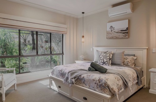Burrum Heads House | 5BR with pool, games room, sleeps up to 10 guests