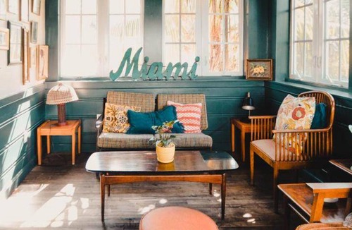 Mid Beach Hostel | 63 m² Hostel ∙ 127 guests