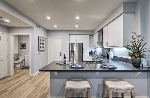 Irvine Business Complex Apartment | 64 m² Apartment ∙ 1 bedroom ∙ 2 guests