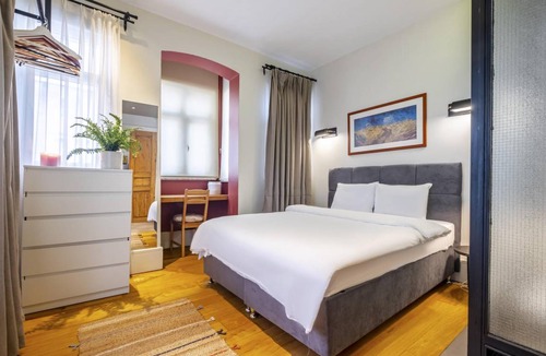 Tophane Apartment | 70 m² Apartment ∙ 1 bedroom ∙ 3 guests