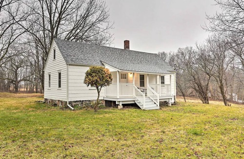 Campbell Hall House | 74 m² House ∙ 2 bedrooms ∙ 6 guests