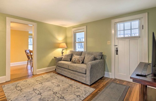 Campbell Hall House | 74 m² House ∙ 2 bedrooms ∙ 6 guests