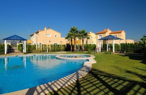 Molinell House | 77 m² House ∙ 2 bedrooms ∙ 5 guests