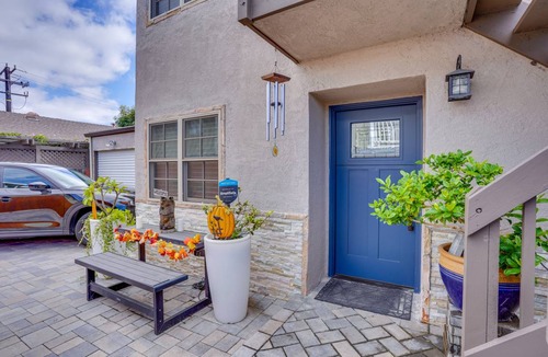 East Side Costa Mesa Apartment | 78 m² Apartment ∙ 2 bedrooms ∙ 4 guests