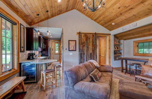 Banner Elk House | 88 m² House ∙ 2 bedrooms ∙ 6 guests