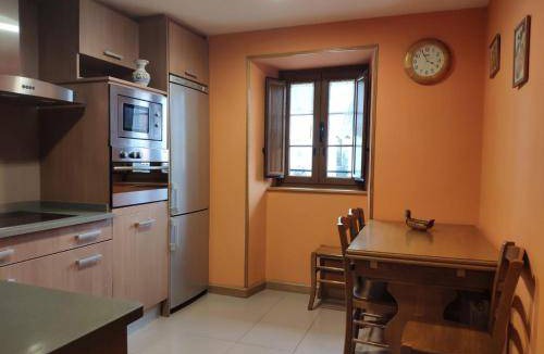 Lekunberri Apartment | 90 m² Apartment ∙ 3 bedrooms ∙ 6 guests