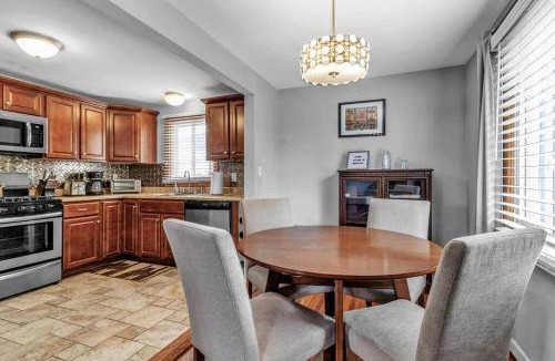 North Buffalo Apartment | 93 m² Apartment ∙ 2 bedrooms ∙ 6 guests