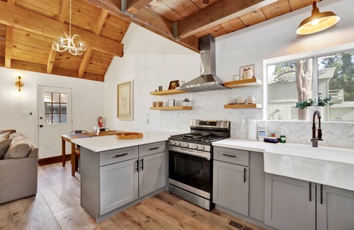 Sugarloaf Cabin | 94 m² Cabin ∙ 3 bedrooms ∙ 8 guests