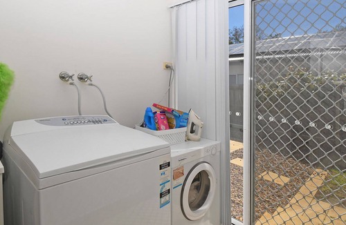Toogoom House | A Home By The Sea - Toogoom - 4BR - Pool - Outside Pet Friendly