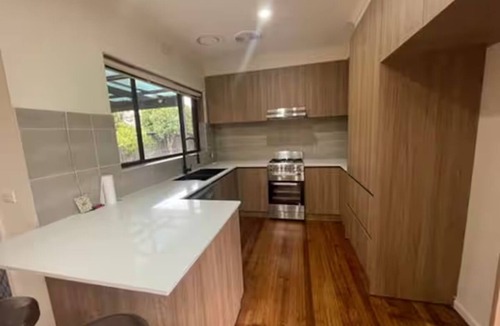 Melton House | A lovely cosy house in the heart of Melton city