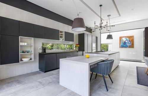Hollywood House | A Luxurious Oasis in West Hollywood