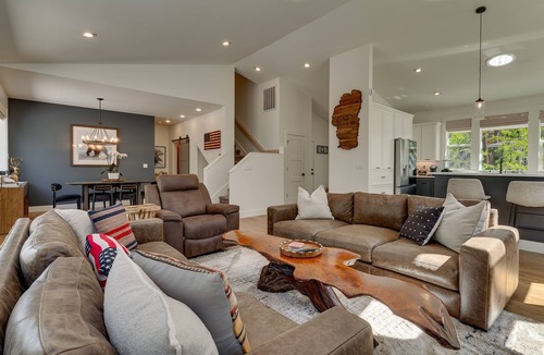 Lower Kingsbury House | A Modern Tahoe 3 Bedroom, 3.5 Bath (SL110), Hot Tub, BBQ, Close to Downtown