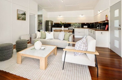 Coominya House | A Private Weekend Escape on 40 Acres