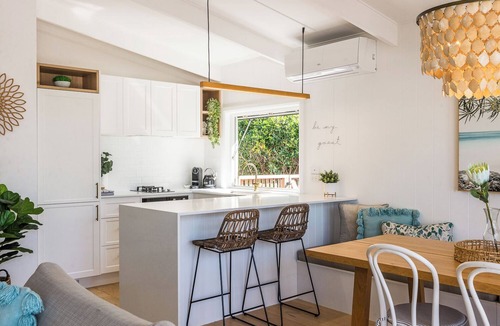 Sunshine Beach House | A Ray of Sunshine Beach Shack - Whole House