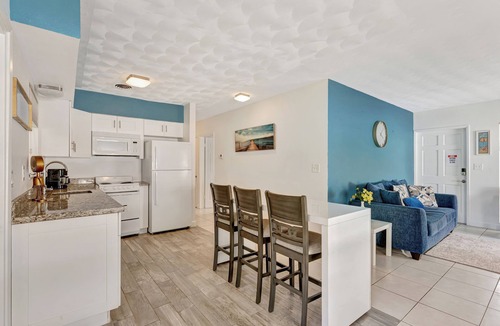 Dolphin Isles Apartment | A short walk to the beach
