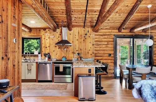 Denver House | A world where time stands still, close to Belleayre Ski & Wedding venues.